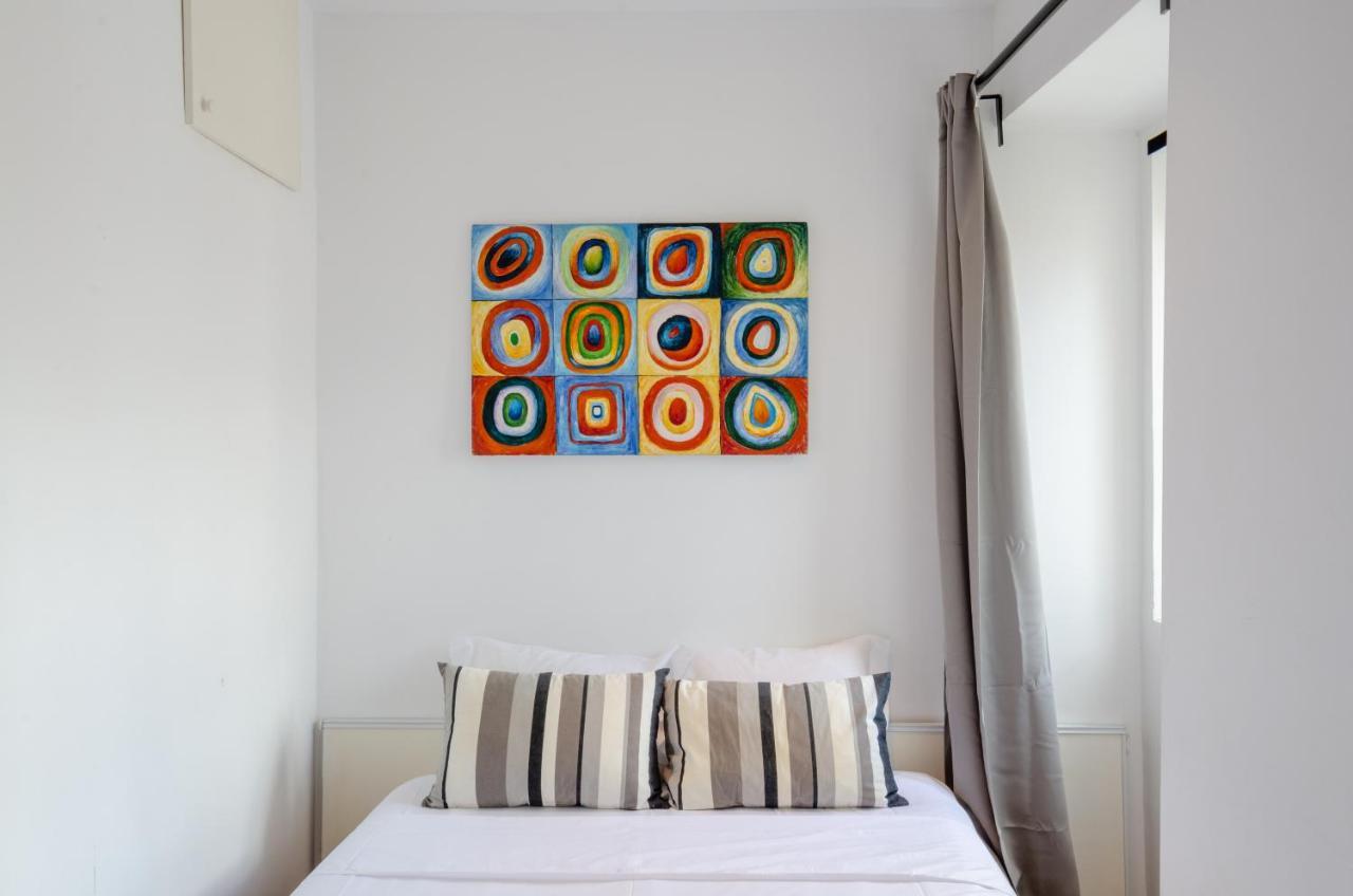 Central Lisbon Flat Near Avenida Esterno foto